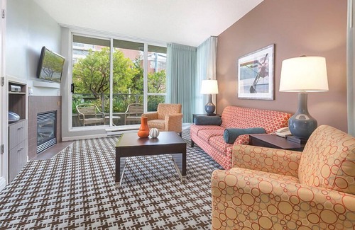 Inner Harbour Resort | Victoria Resort 2bdr Twin