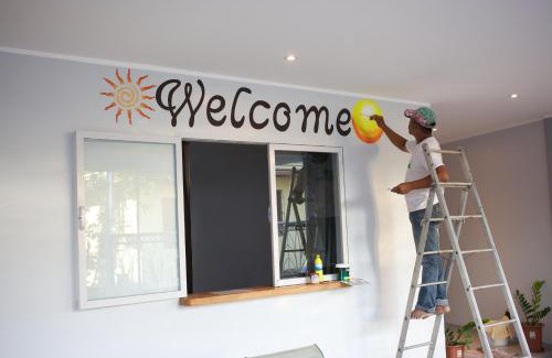 Puerto Galera Bed & Breakfast | Victoria's Bed & Breakfast