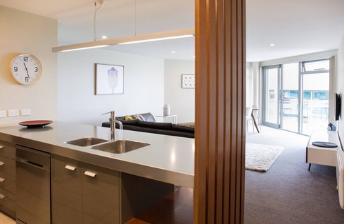 Wellington CBD Apartment | Victoria View - 3 bed including car parking, next to Takina and opposite Te Papa