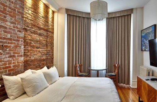 Central Hotel | Victorian Hotel