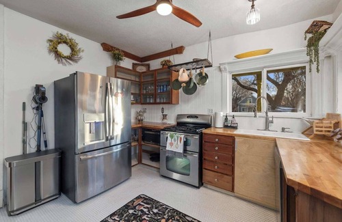 Ogden Villa | Victorian Luxury, Big Groups, Jacuzzi