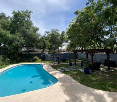 St. Augustine House | Victorian Pool Home l Historic District l Downtown