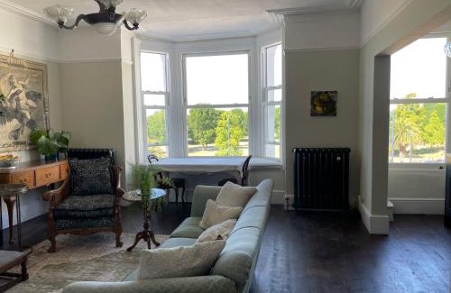 Southsea Apartment | Victorious Two Bed Apartment Overlooking Victorious Festival