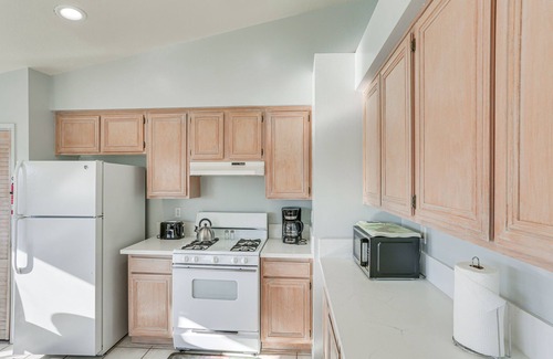 Victorville House | Victorville Home w/Fenced Backyard + Patio!