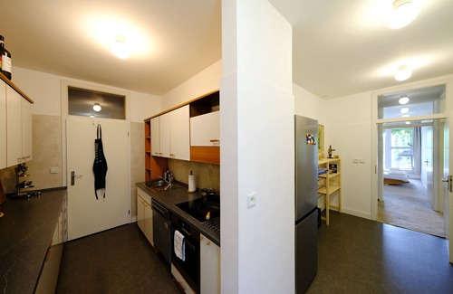 Troja Apartment | ViDa: Unique 3BR Apartment with Fireplace & Garden