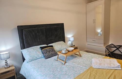 Cray Valley West House | Vienna Orpington