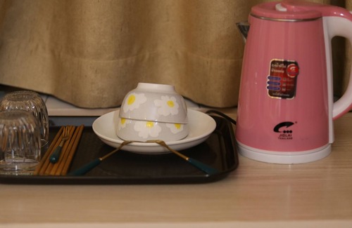 Hang Trong Apartment | Vietnam Travelers Home 2 - Hidden Gem with Cozy Private Balcony