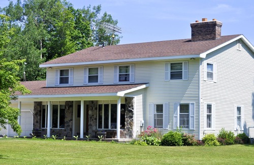 Pelkie House | View of Majestic Keweenaw Bay, Sauna, Hot tub, Swimming Pool, & More!
