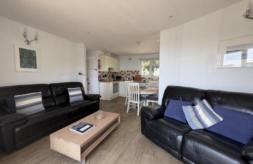 Seaton House | View of the Sea - Mount Brioni
