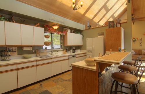 Olympic Heights House | Views of Northstar and Mt Rose, Hot Tub on 600 sqft. Deck, Close to Downtownn