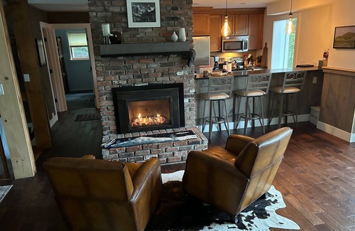 Stratton Mountain House | Views of Stratton, Minutes from the Slopes, EV Charging Level 2