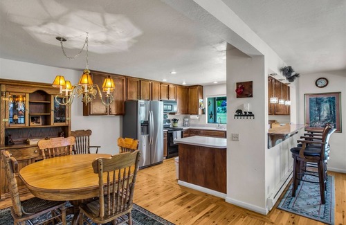 Plumas Eureka Estates House | Views of the 8th Fairway at Plumas Pines Golf Resort - 8 Aspen Circle