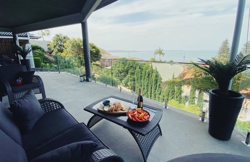 Soldiers Point House | Views on Vista: Amazing views overlooking the bay and out through the headlands.