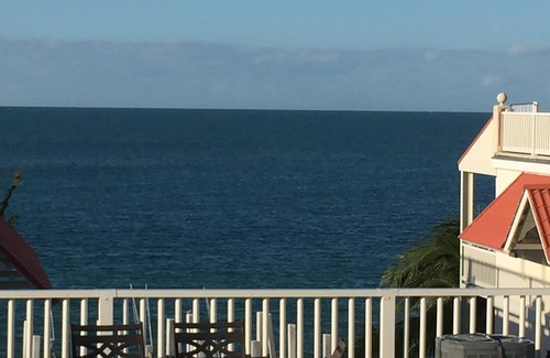 Marathon House | Views ~ Pool~Private Hot Tub~FREE Boat Slip~Heaven!
