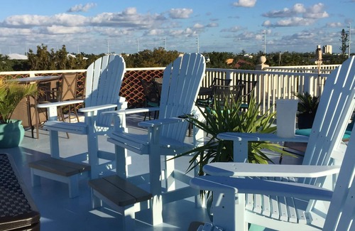 Marathon House | Views ~ Pool~Private Hot Tub~FREE Boat Slip~Heaven!