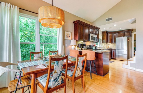 Livingston House | Views, Sunsets & Wildlife: Waterfront Gem in Texas