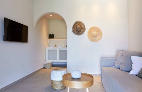 Tholaria Hotel | Vigla Hotel