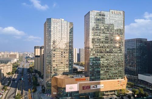 Yuhang District Hotel | Vignette Collection Hangzhou Huaxia Center Hotel by IHG