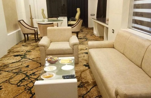 Jabalpur Hotel | Vijan Mahal