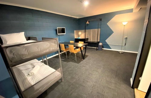 Jindabyne Hotel | Vikas