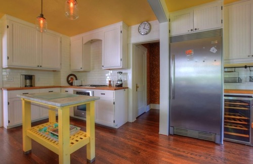 University District House | Viking House - Walk to campus!