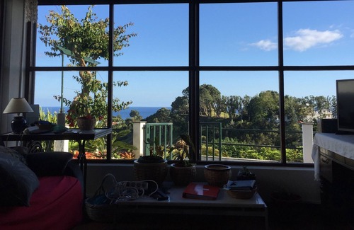 Caloura Apartment | VILA BELA - House with views to the sea and mountains