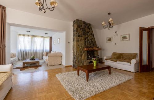 Predeal Apartment | Vila Etiquette