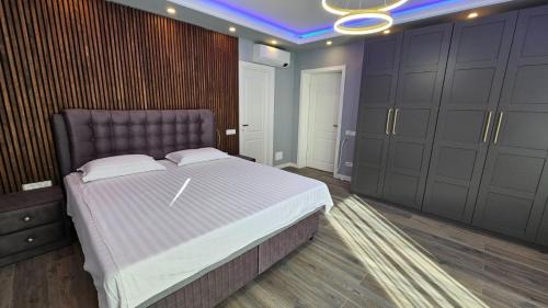 Snagov Villa | Vila LakeView Snagov, Terasă pe Acoperiș, Self Check-in, Parcare Privată