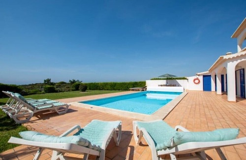 Aljezur Villa | Vila OceanBreeze Aljezur 4 Bdrms10 Px Heated Pool Spacious & Cozy, Sea & Nature