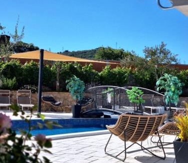 Nerezine Villa | Vila s jacuzzijem i bazenom Mavrinac