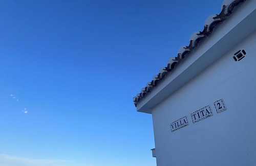 Salobrena Villa | Vila Tita—fairytale views with an infinity pool, spa tub, & an outdoor kitchen