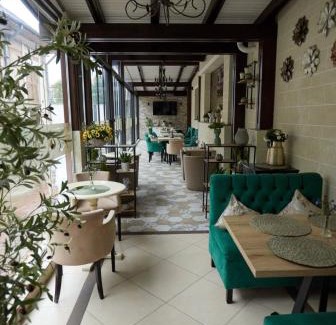 Bacau House | Vila Tosca