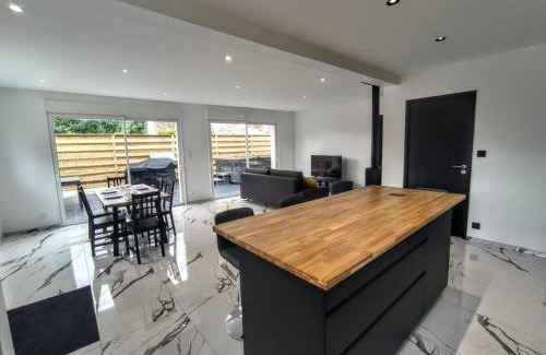 Locquirec Villa | Villa à 900m des plages