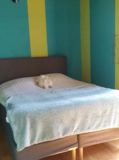 Charleval Villa | Villa à charleval en campagne avec piscine 14 couchages