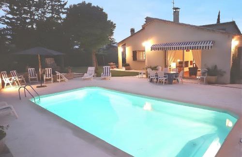Cereste Villa | Villa élégante à Céreste avec piscine privée et jacuzzi