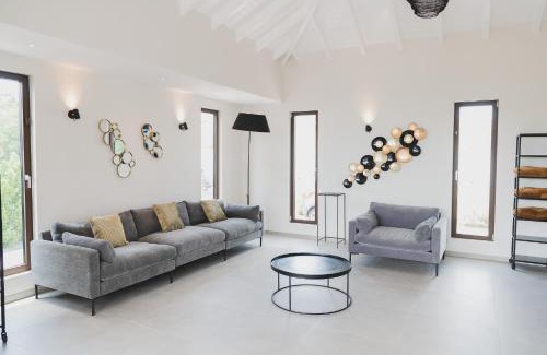Willemstad Villa | Villa 1 LUX, Jan Sofat, Curacao