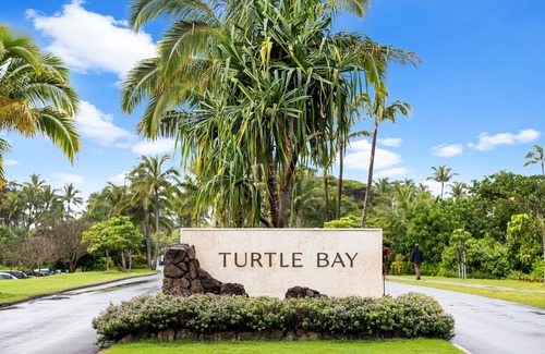 Kahuku Apartment | Villa 102: Fall REDUCED 50%! Ocean View Turtle Bay Beachfront