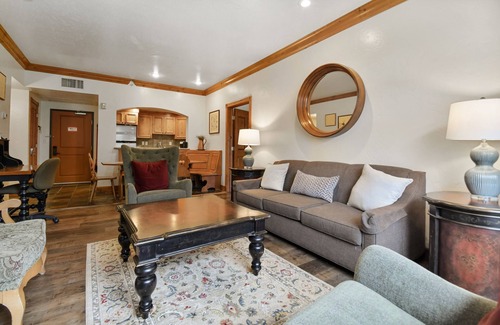 Zermatt Villa | Villa 1082 3 Bed 3 Bath Full Kitchen 3 Bedroom Villa