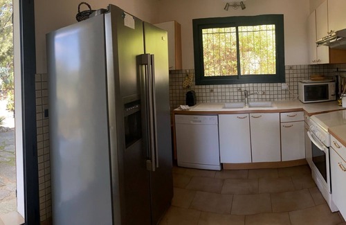 Toulon Villa | VILLA 140m² with swimming pool for 6/8 people, overlooking Toulon harbor,