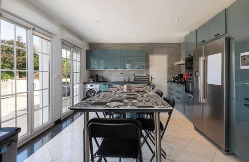Ittenheim Villa | Villa 200m² with private spa, barbecue, table football