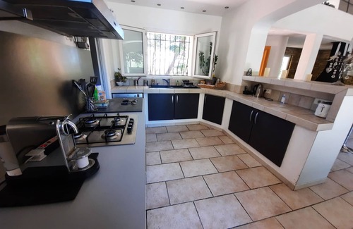 Cadolive Villa | Villa 250 m2 on 4000 m2 of pine forest, swimming pool