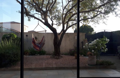 Cournonterral Villa | Villa 3 bd 6 pers private pool, 16 minutes from the beach, close to shops