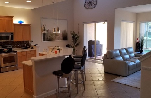 Bonita Springs Villa | Villa 3 bedroom 3 bath with private pool near Coconut Mall Estero FL.