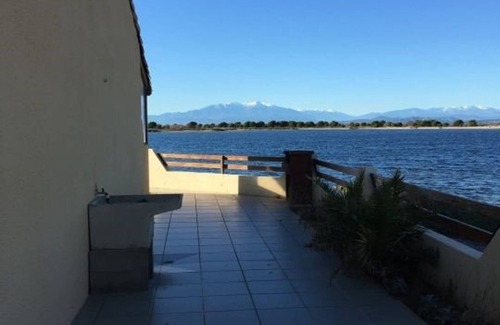 Leucate Villa | Villa 3 rooms + loft, 6 ppl, Wifi, Private parking, lakeside, close to the beach