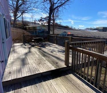 Lake Ozark House | Villa #3 Sleep 6-Bachelor/Bachelorette Parties!