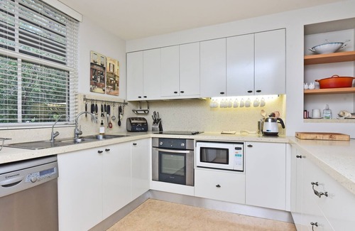 Pokolbin Villa | Villa 3br Zinfandel Villa Resort Condo located within Cypress Lakes Resort nothing is more central