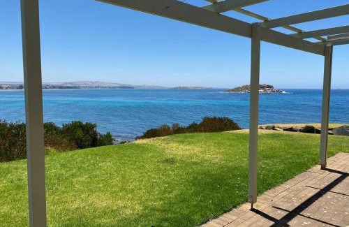 Encounter Bay House | Villa 5-124 Franklin Pde-Linen Included-WiFi-Luxury