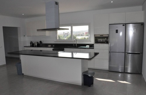 Silves Villa | Villa 5 ch, 6 s. b., air conditioning, heated swimming pool, garden, fitness, bird watching.