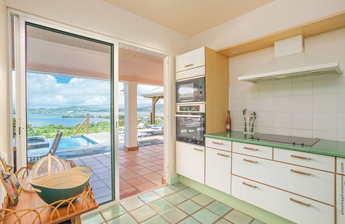 Le Robert Villa | Villa 5 Chambres Avec Piscine et vue sur la Baie du Robert
