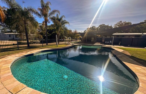 Bundalong Villa | Villa 50 3 bedroom Single Storey Villa. 2 Queens, 1 Double bed with single bunk